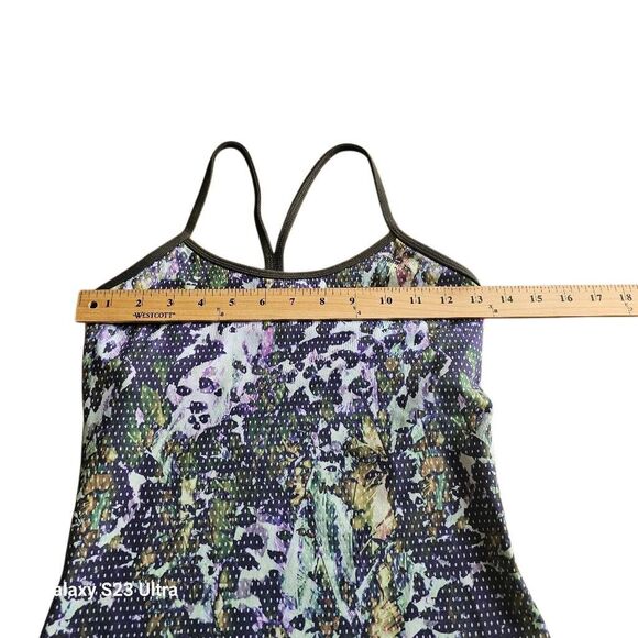 Lululemon womens Sz 4 green multicolor power Y yoga tank top - Picture 5 of 8